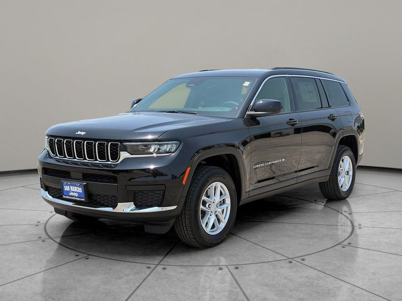 2026 Jeep Grand Cherokee - Image 1