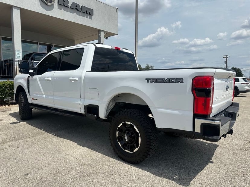 2025 Ford F-250 - Image 2