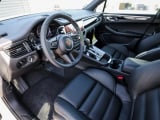 2026 Porsche Macan - Preview 4