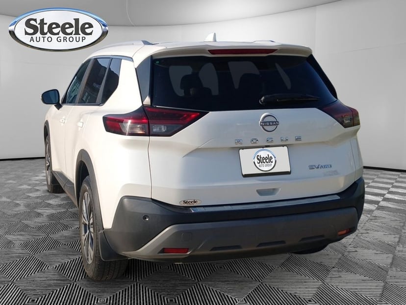 2023 Nissan Rogue - Image 2