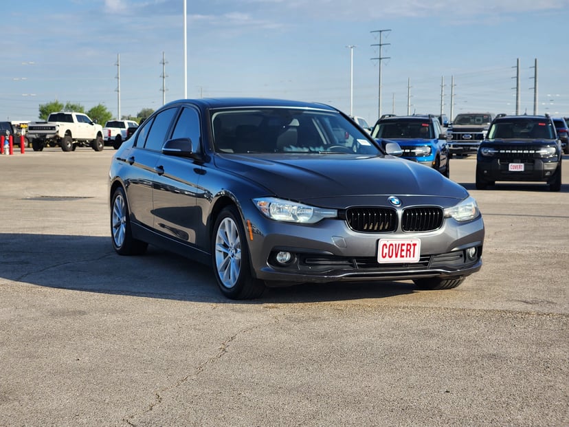 2017 BMW 3 Series - Image 3
