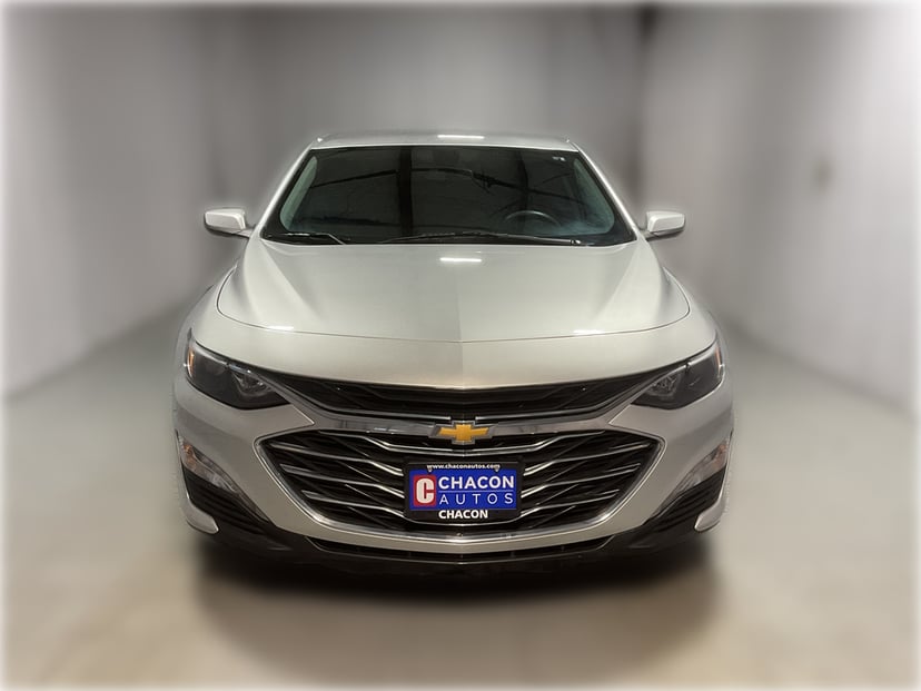 2022 Chevrolet Malibu - Image 3