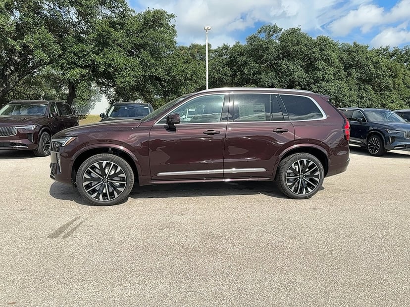 2026 Volvo XC90 - Image 2