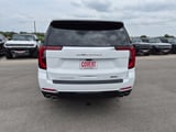 2026 GMC Yukon XL - Preview 8