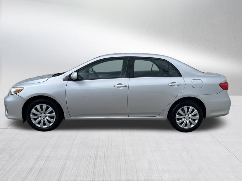2012 Toyota Corolla - Image 2