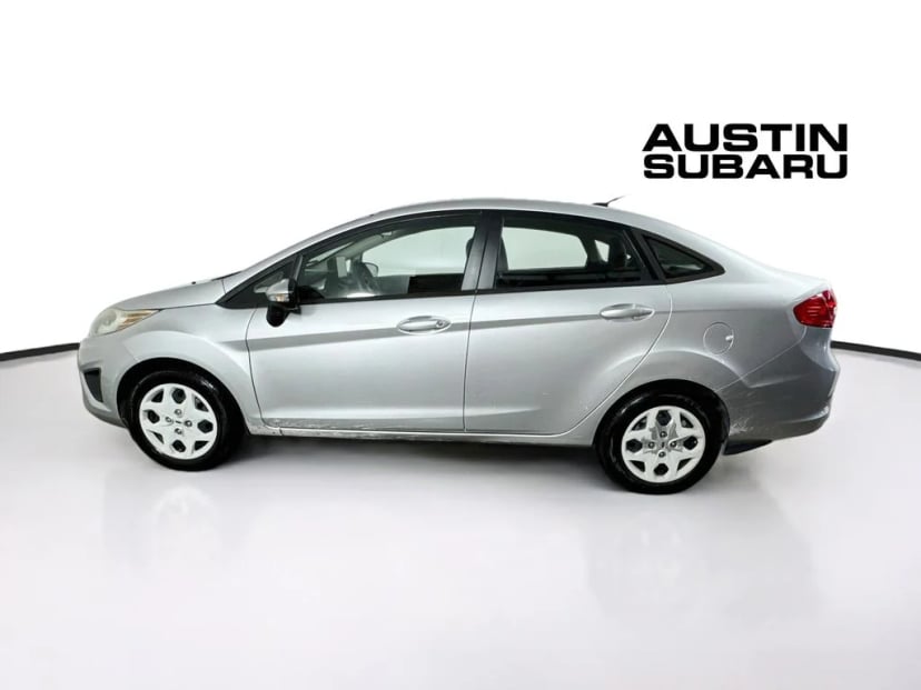 2013 Ford Fiesta - Image 2