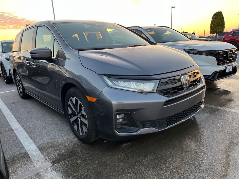 2025 Honda Odyssey - Image 1