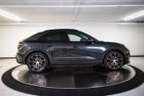2026 Porsche Macan Electric - Preview 8