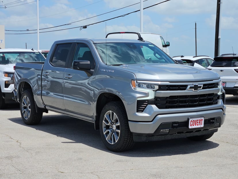 2026 Chevrolet Silverado - Image 2
