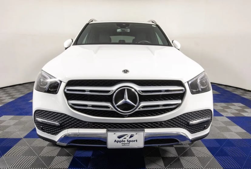 2022 Mercedes-Benz GLE - Image 2