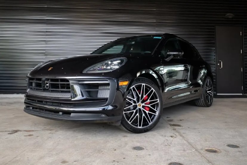 2026 Porsche Macan - Image 1