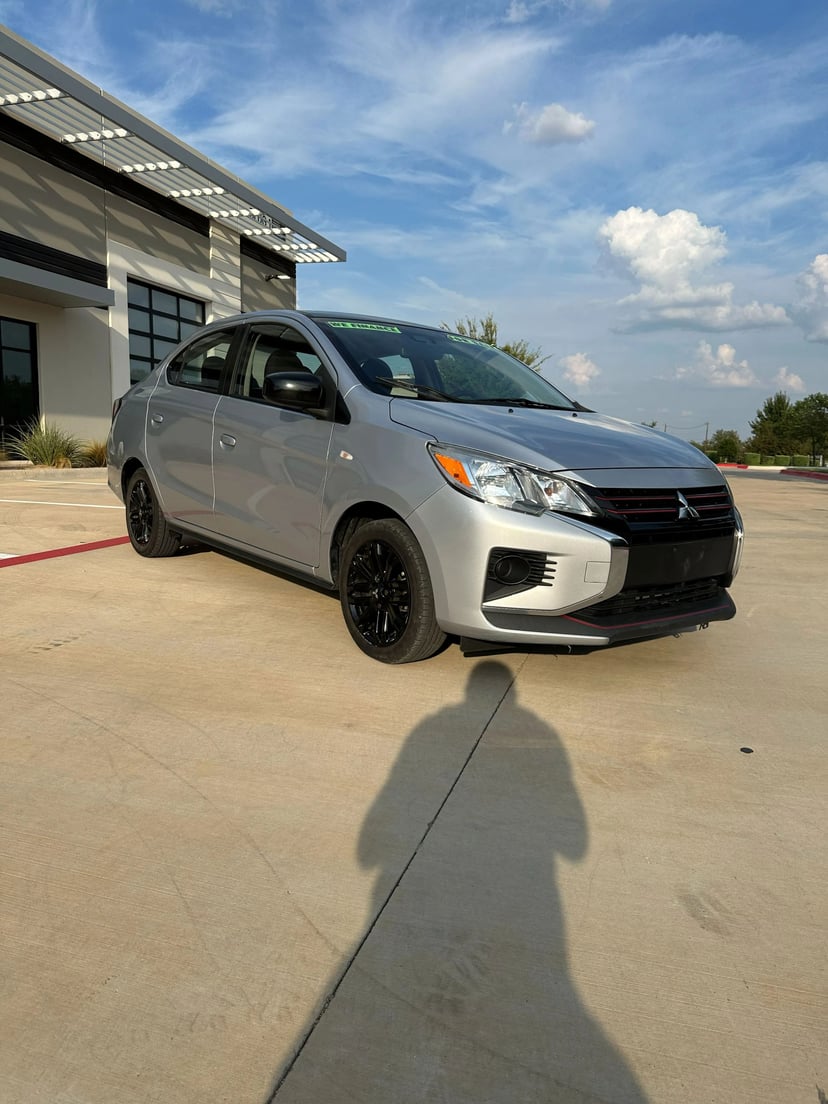 2023 Mitsubishi Mirage G4 - Image 1