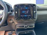 2025 Volvo XC40 - Preview 10