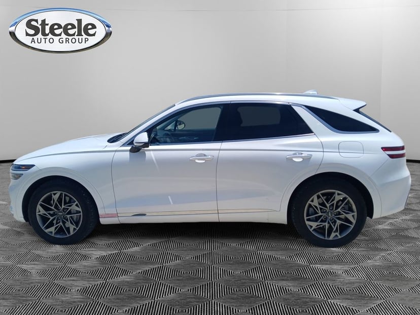 2024 Genesis GV70 - Image 3