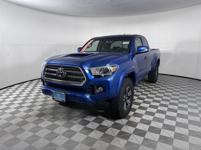 2016 Toyota Tacoma - Image 1