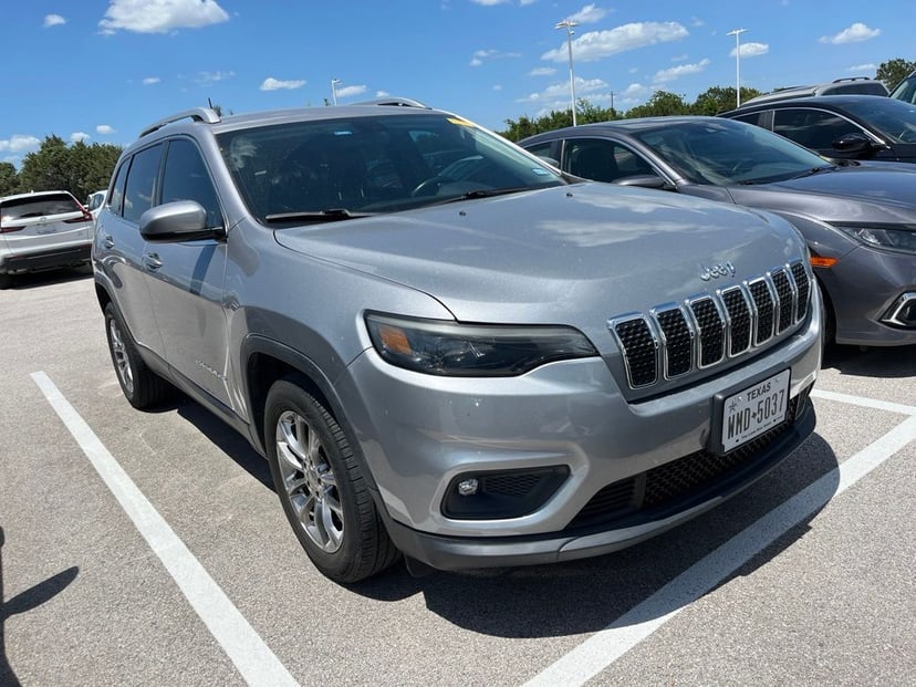 2019 Dodge Cherokee - Image 1