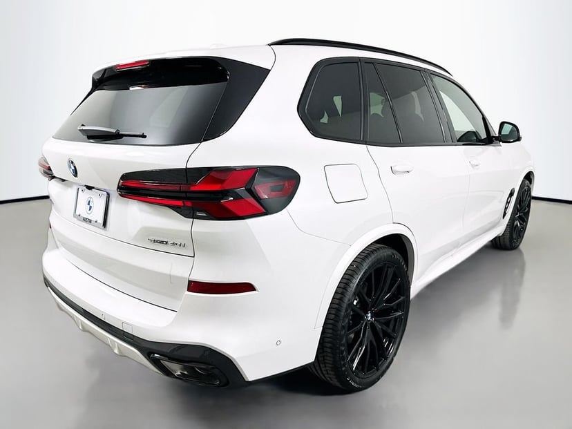 2026 BMW X5 - Image 3