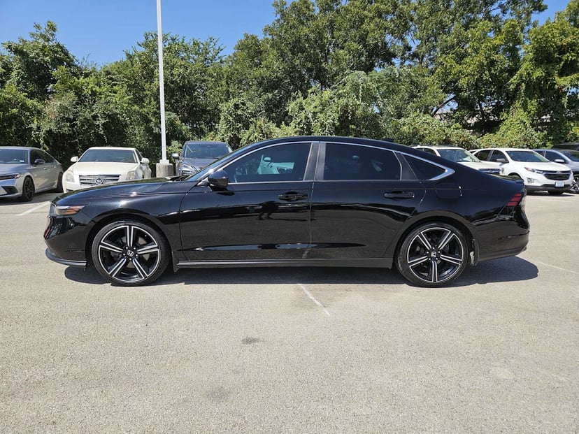 2023 Honda Accord - Image 2