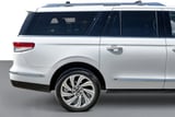 2023 Lincoln Navigator - Preview 4