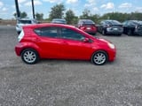 2012 Toyota Prius c - Preview 3