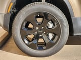 2026 Land Rover Defender - Preview 7