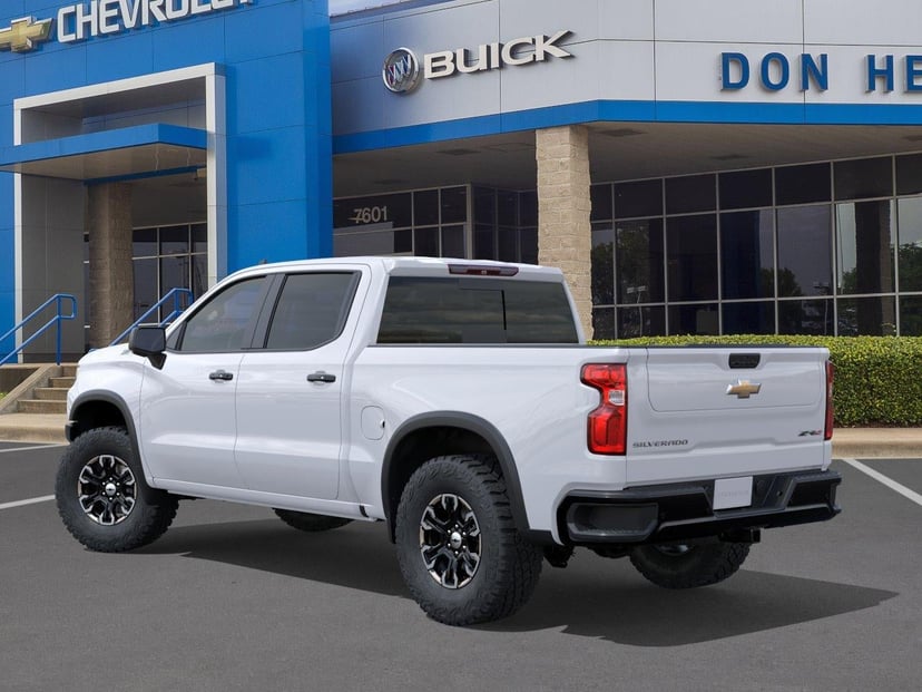 2026 Chevrolet Silverado 1500 - Image 3