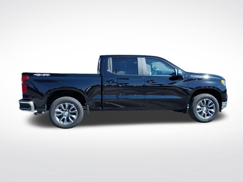 2026 Chevrolet Silverado 1500 - Image 3