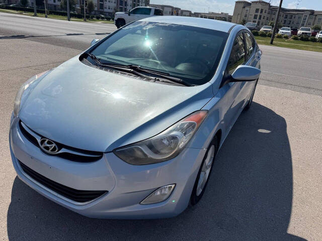 2012 Hyundai Elantra - Image 1
