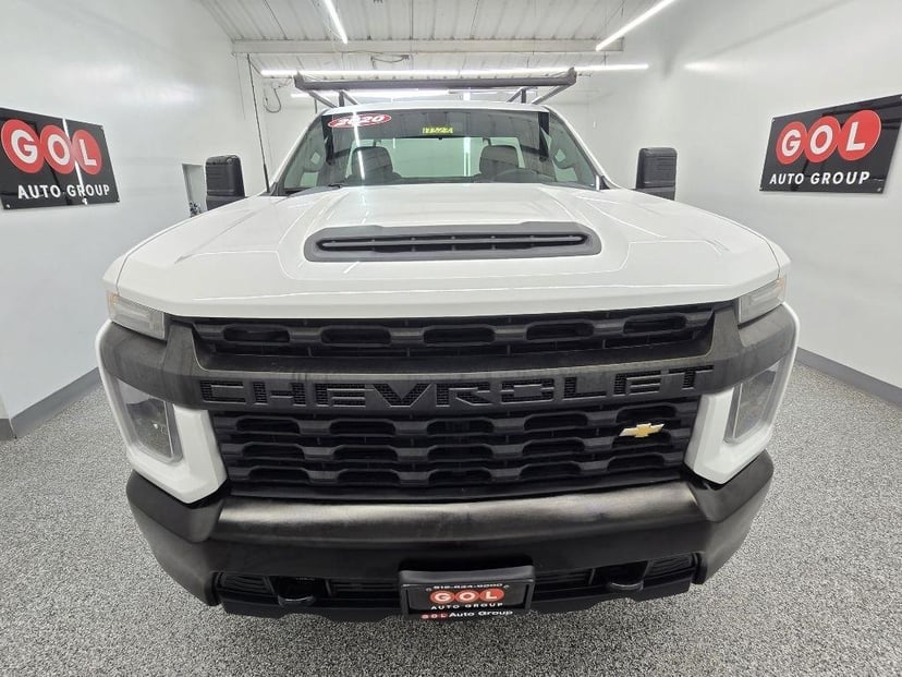 2020 Chevrolet Silverado - Image 3