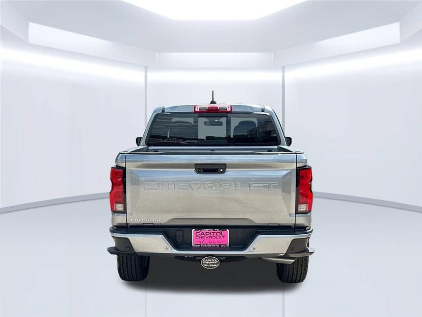 2026 Chevrolet Colorado - Image 3