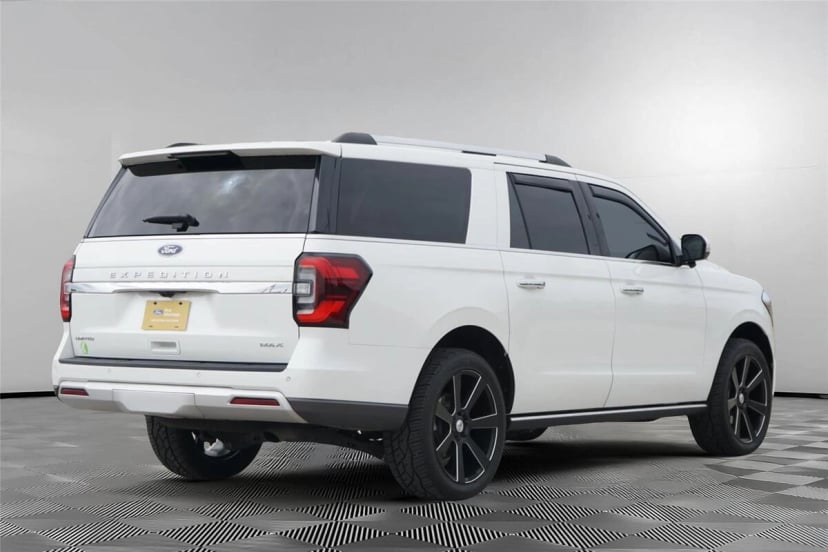 2024 Ford Expedition MAX - Image 3