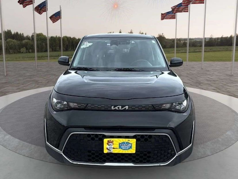2023 Kia Soul - Image 1