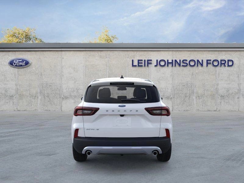 2026 Ford Escape - Image 3