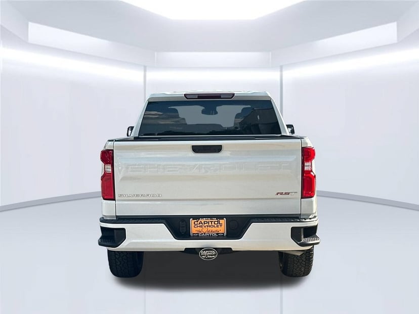 2026 Chevrolet Silverado 1500 - Image 3
