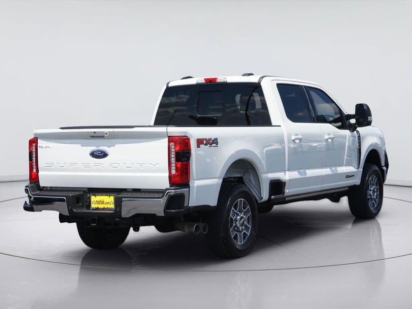 2024 Ford F-250 - Image 3