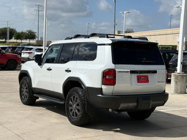 2026 Toyota Land Cruiser - Image 2