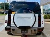 2025 Land Rover Defender - Preview 4