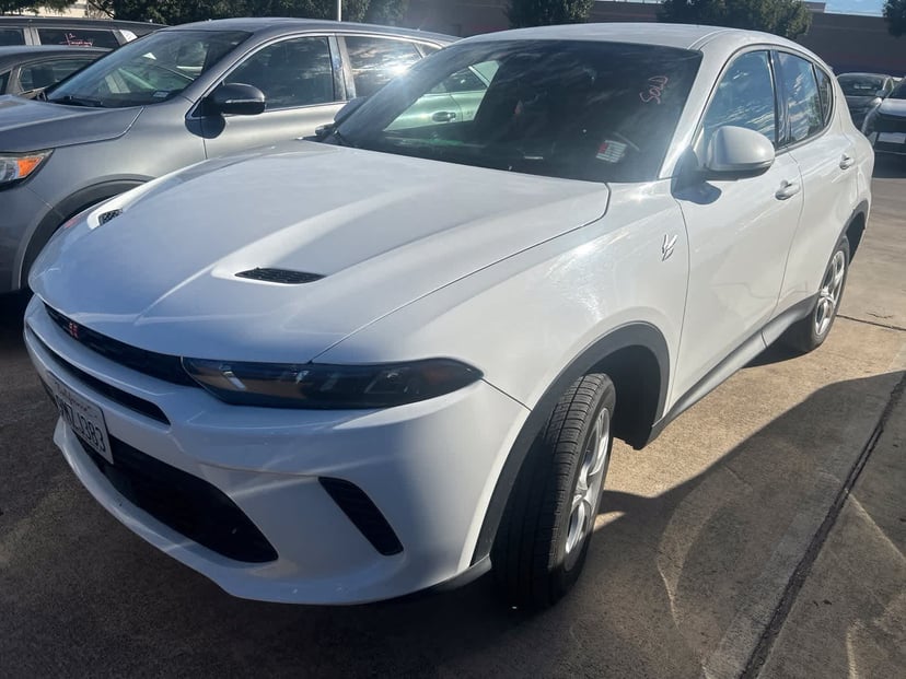 2024 Dodge Hornet - Image 1