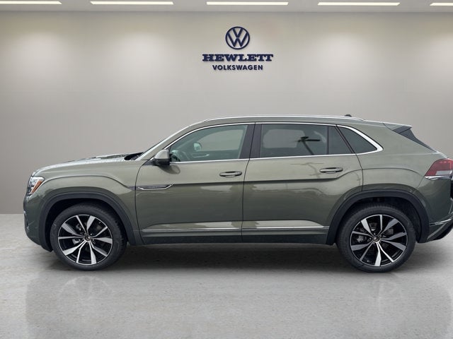 2026 Volkswagen Atlas Cross Sport - Image 2