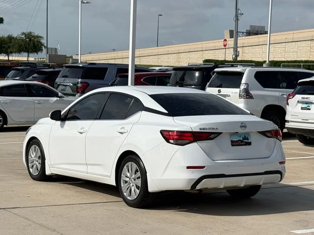 2020 Nissan Sentra - Image 3