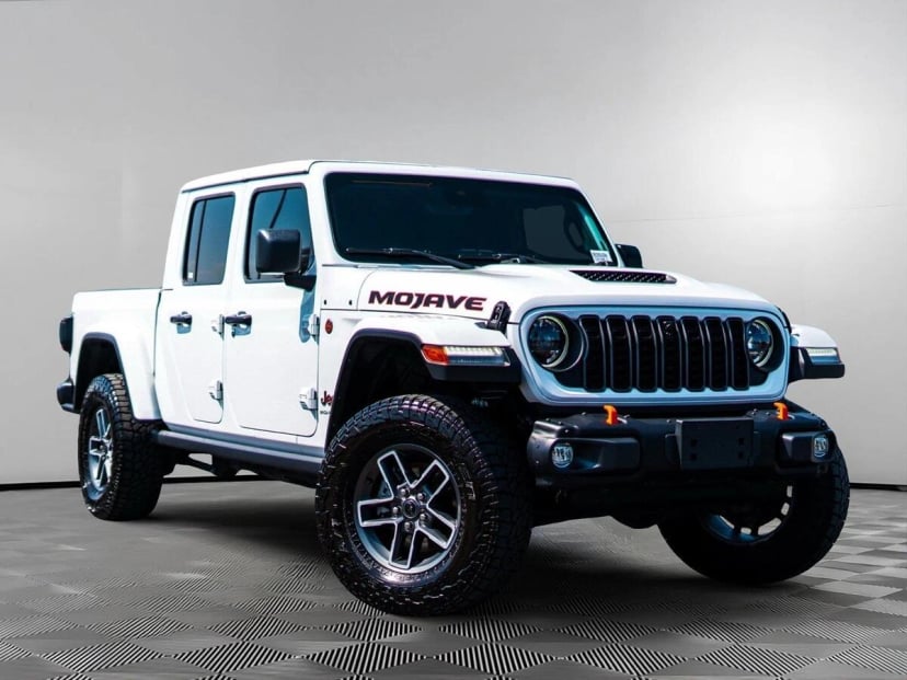 2025 Jeep Gladiator - Image 1
