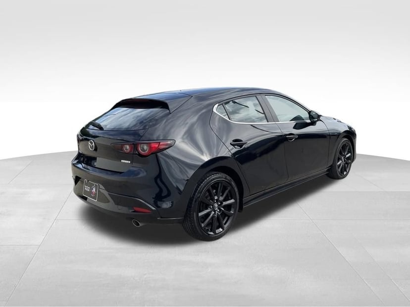 2024 Mazda Mazda3 - Image 3