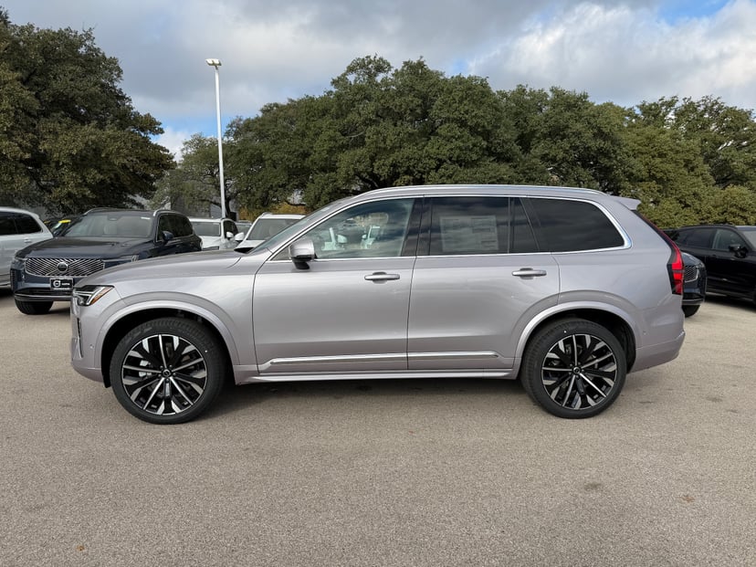 2026 Volvo XC90 - Image 2