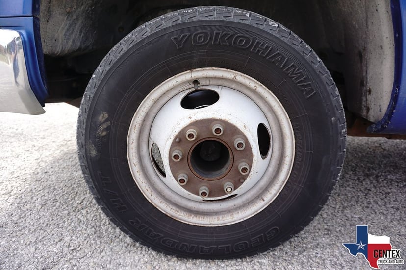 1997 Chevrolet GMT-400 - Image 3