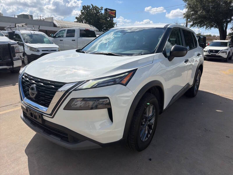 2023 Nissan Rogue - Image 1