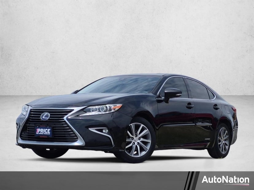 2016 Lexus ES - Image 1