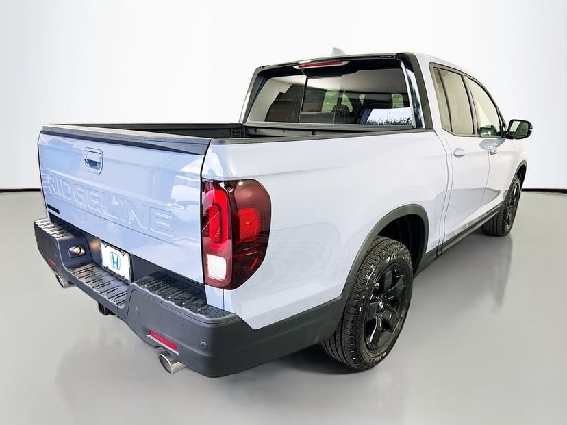 2026 Honda Ridgeline - Image 3