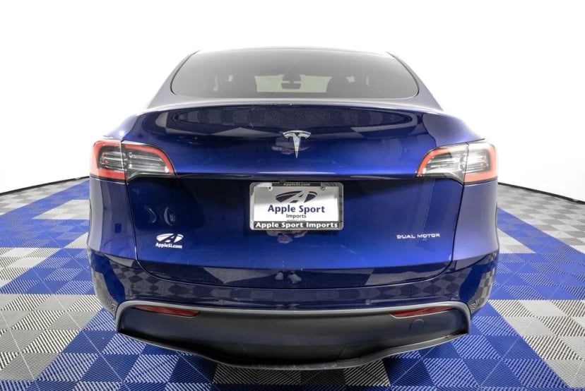 2022 Tesla Model Y - Image 3