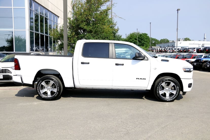 2026 Ram 1500 - Image 1