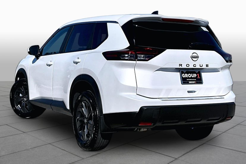 2027 Nissan Rogue - Image 1